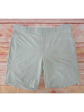 Nike Dri-Fit Mens Beige Golf Shorts Size 42